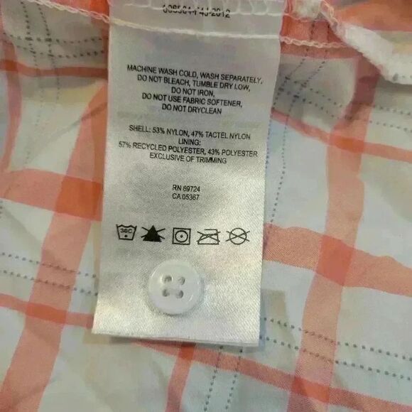 Columbia Women's White & Peach Nylon Plaid Silver Ridge Short Sleeve Button Down - Picture 13 of 13